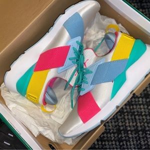 PUMA Muse J Sneakers